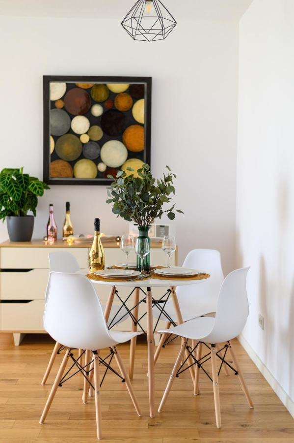 North Artistique - Aviatiei Apartment Букурещ Екстериор снимка